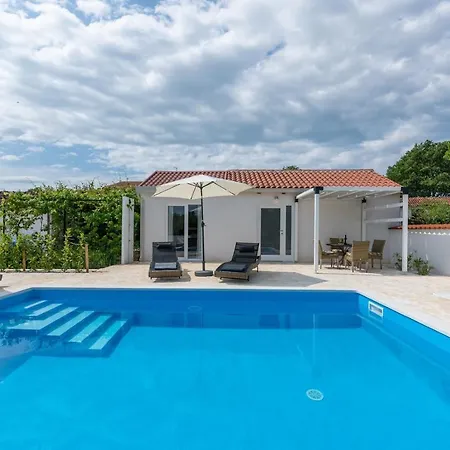 Ferienhaus Casa Cosini With Private Pool Poreč