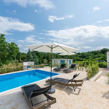 Casa Cosini With Private Pool Ferienhaus Poreč